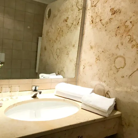 Guest house Gaestehaus Maelzerei Auf Schloss Neuburg Am 3*