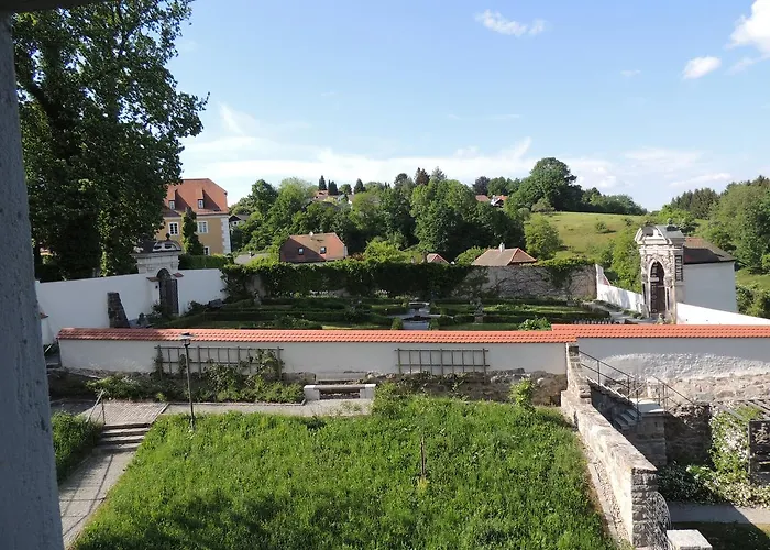 Gaestehaus Maelzerei Auf Schloss Neuburg Am Konukevi Neuburg am Inn